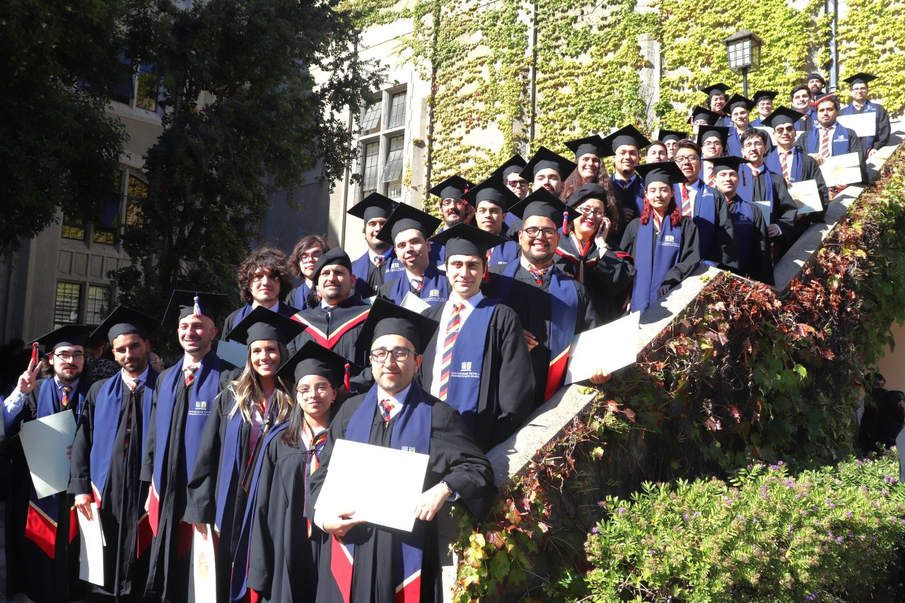 Estudiantes de Campus Casa Central Valparaíso reciben su título ...